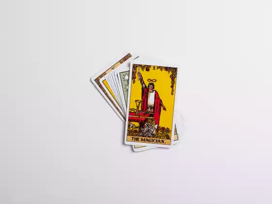 Full Moon in Gemini Tarot Reading