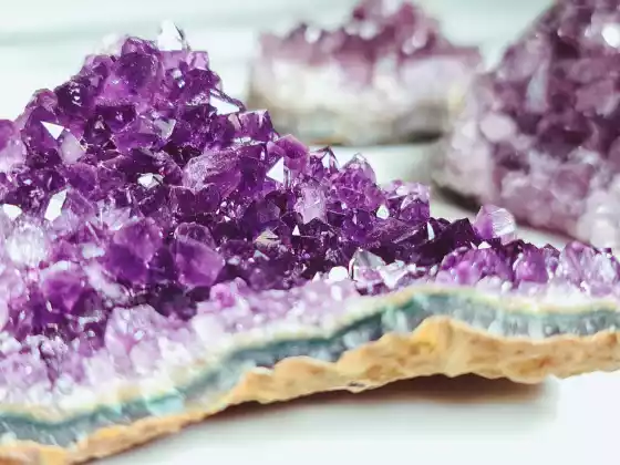 Energy Healing para sa iyong Emosyonal na Katawan